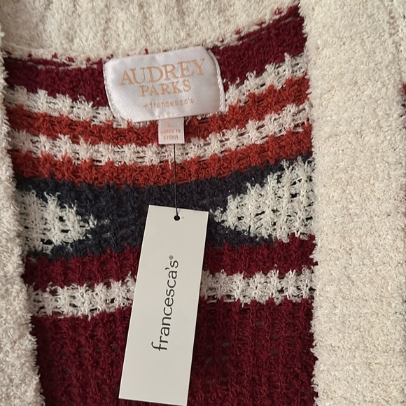 Audrey Parks sweater - Picture 4 of 4